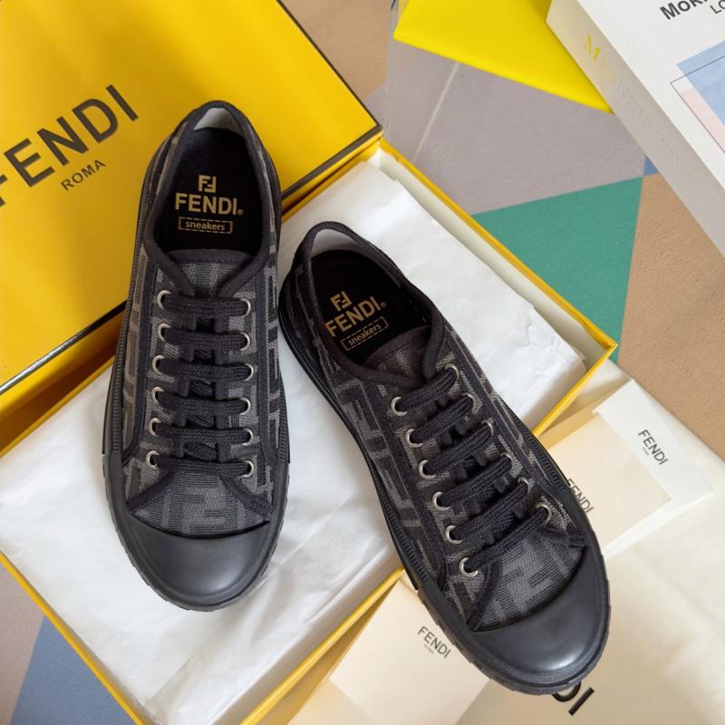 Fendi Unisex Sneakers SFS31404