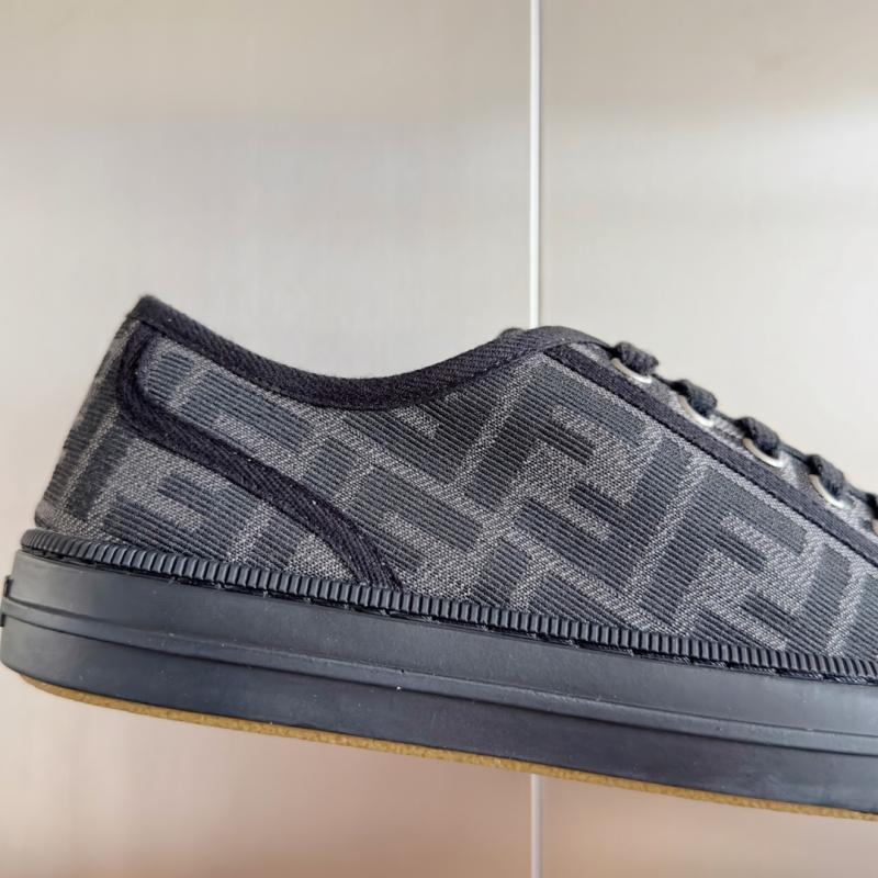 Fendi Unisex Sneakers SFS31404