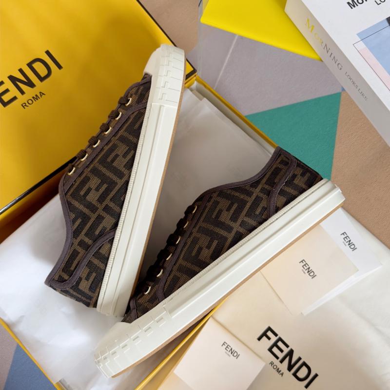 Fendi Unisex Sneakers SFS31405