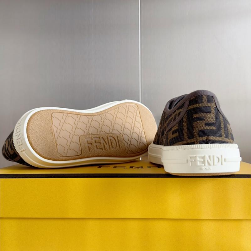 Fendi Unisex Sneakers SFS31405