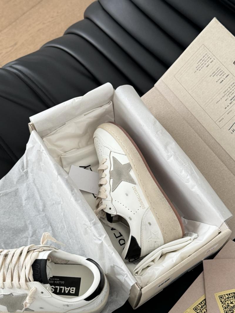 Golden Goose Sneakers SGS22014