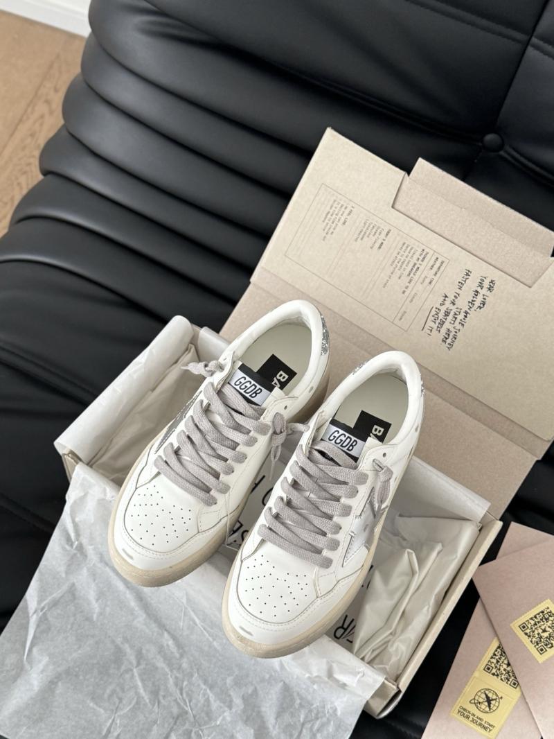 Golden Goose Sneakers SGS22016