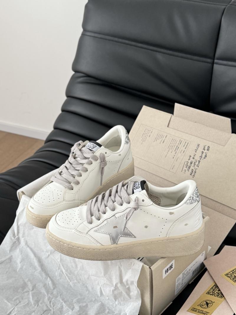 Golden Goose Sneakers SGS22016