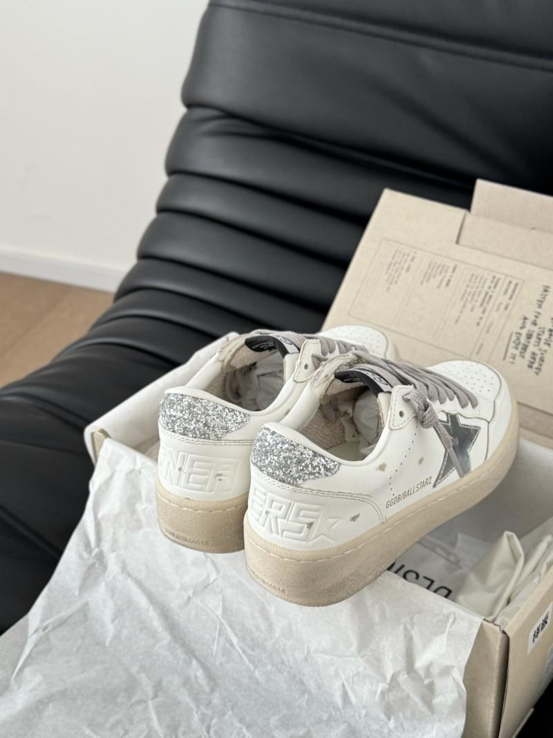 Golden Goose Sneakers SGS22016
