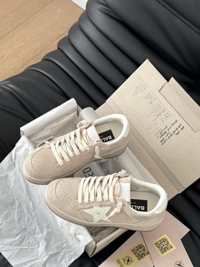 Golden Goose Sneakers SGS22017