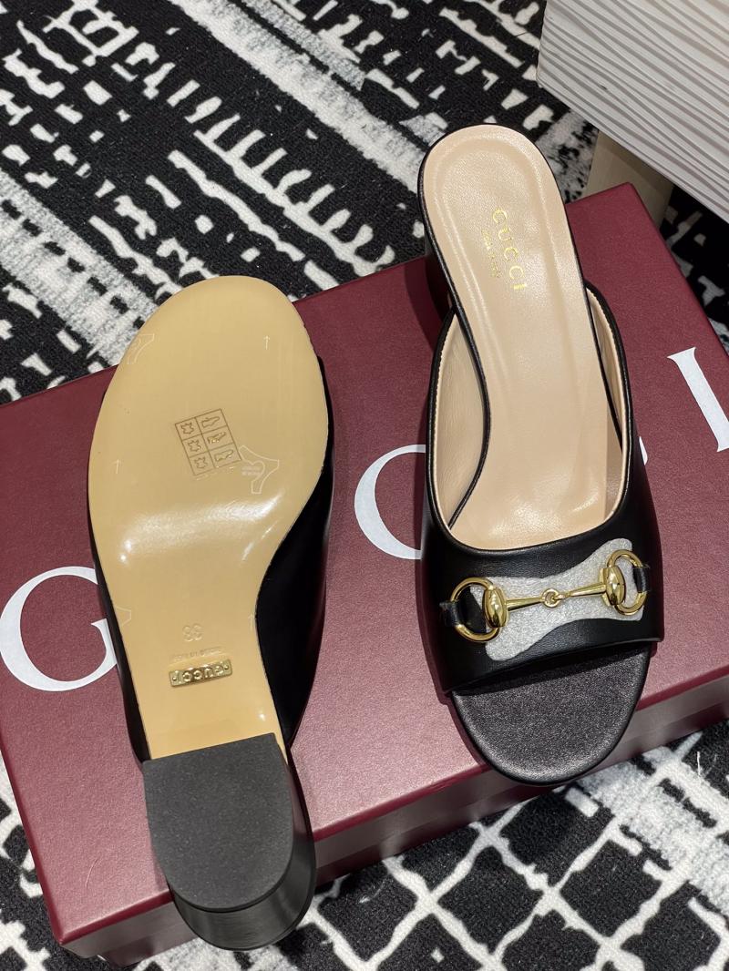 Gucci Sandals SGS31223