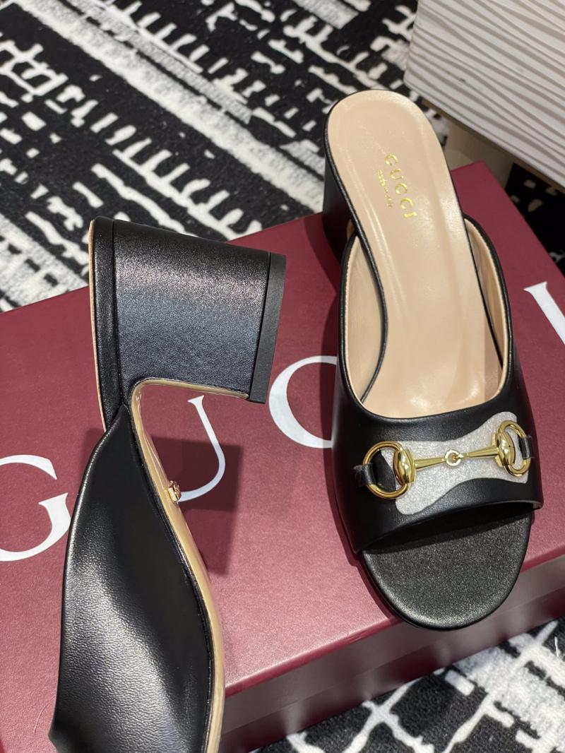 Gucci Sandals SGS31223