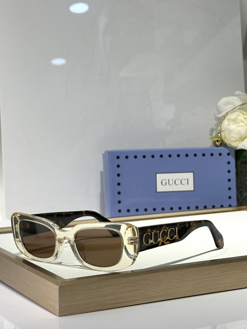 Gucci Sunglasses GG1081S
