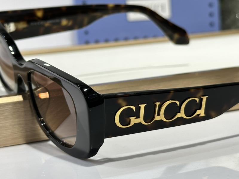 Gucci Sunglasses GG1081S