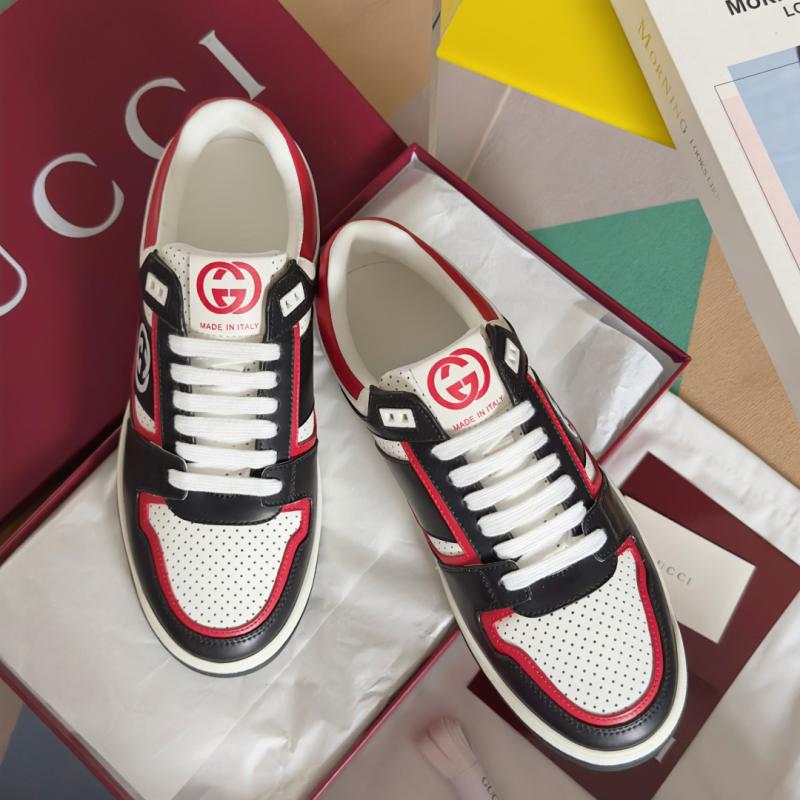 Gucci Unisex Sneakers SGS31402
