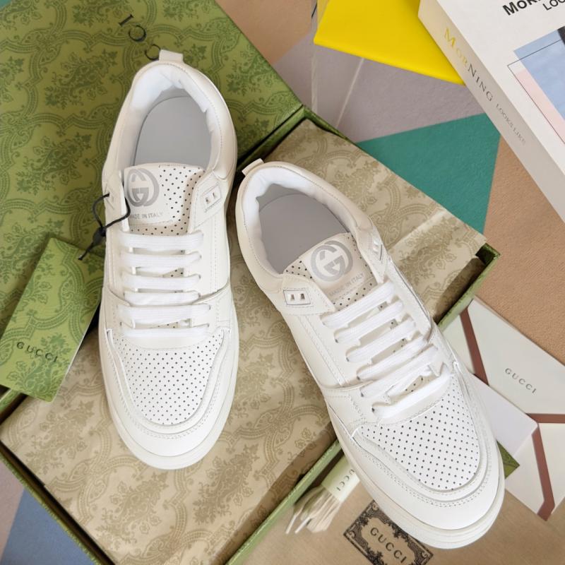 Gucci Unisex Sneakers SGS31405