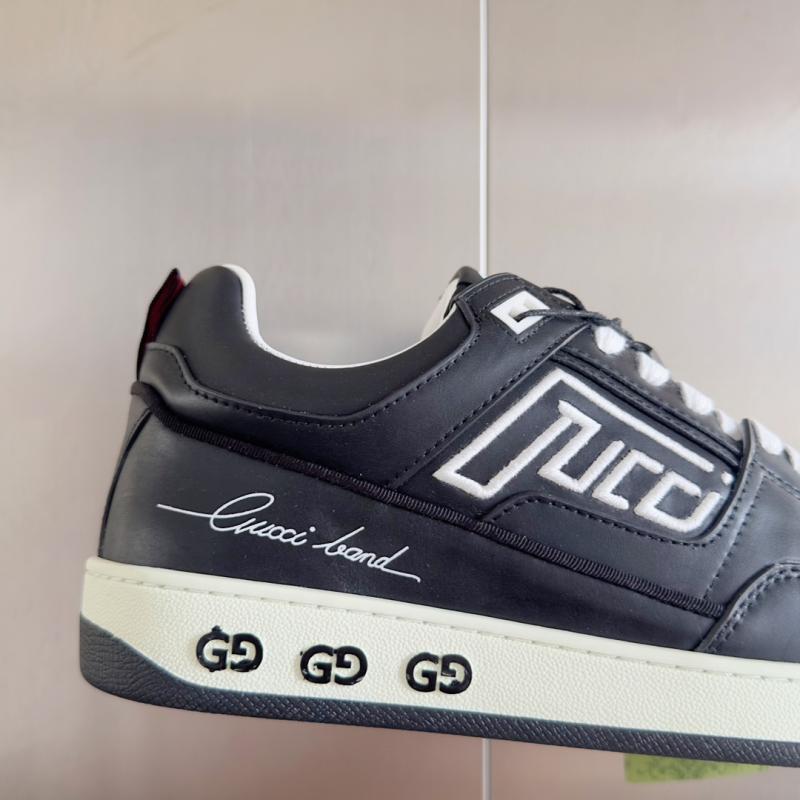 Gucci Unisex Sneakers SGS31406