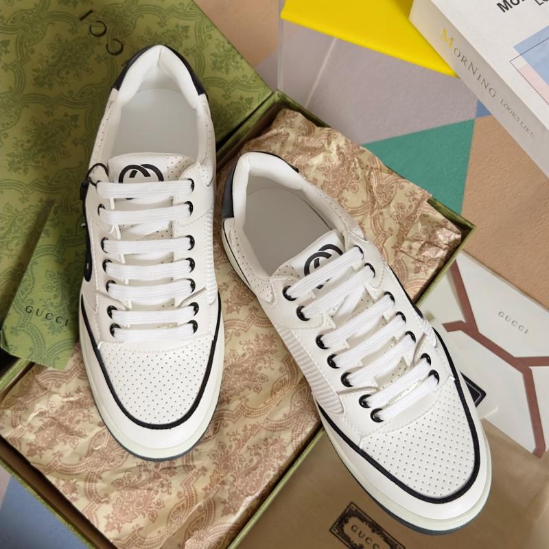 Gucci Unisex Sneakers SGS31409