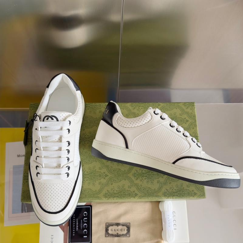 Gucci Unisex Sneakers SGS31409