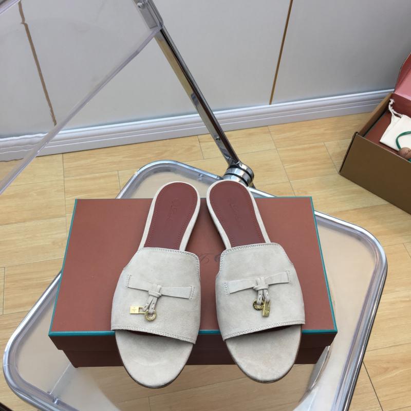 Loro Piana Sandals SLPS22001