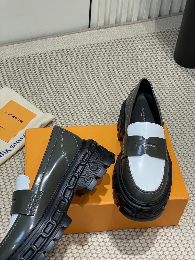 Louis Vuitton Loafers SLL30701