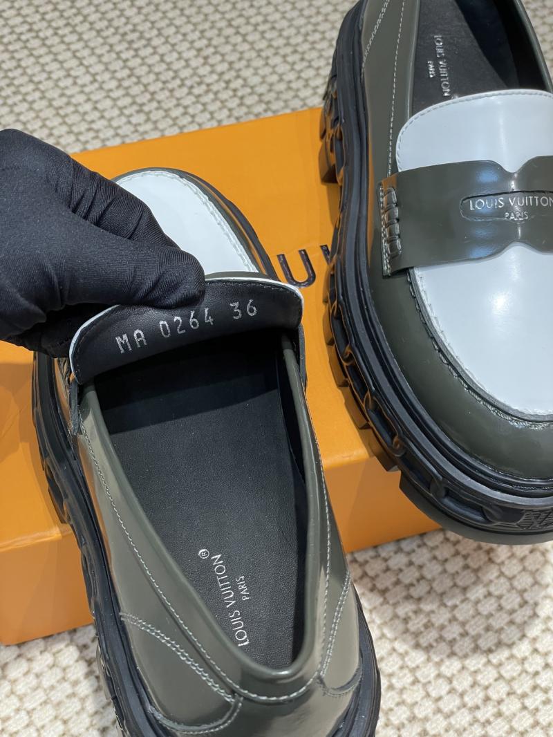 Louis Vuitton Loafers SLL30701