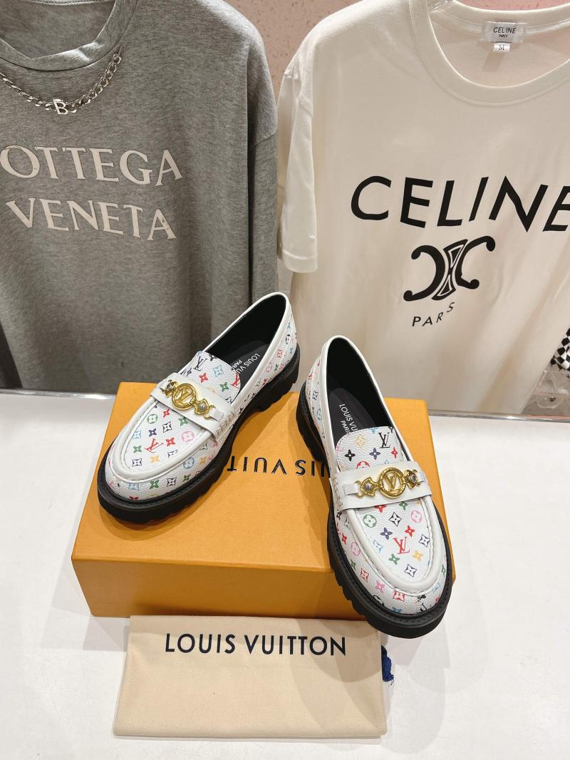 Louis Vuitton Loafers SLVL31301