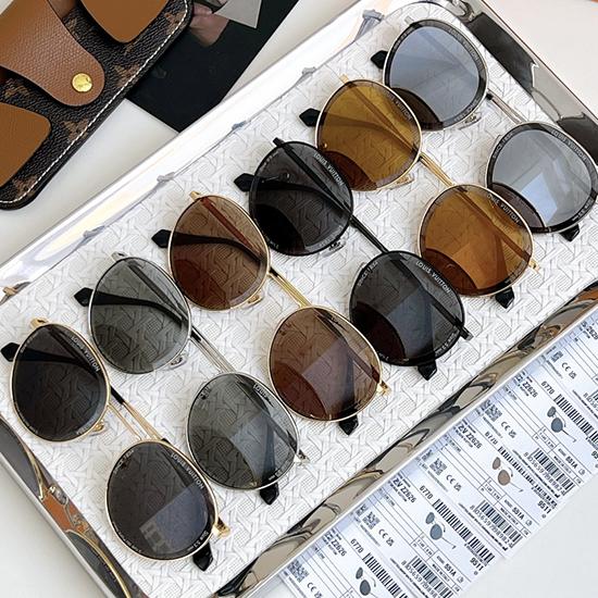 Louis Vuitton Sunglasses Z2626