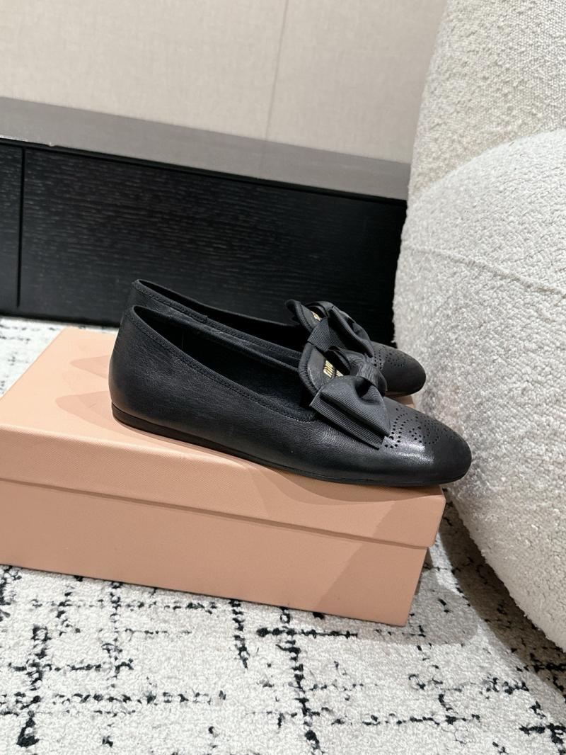 Miu Miu Loafers SML30801
