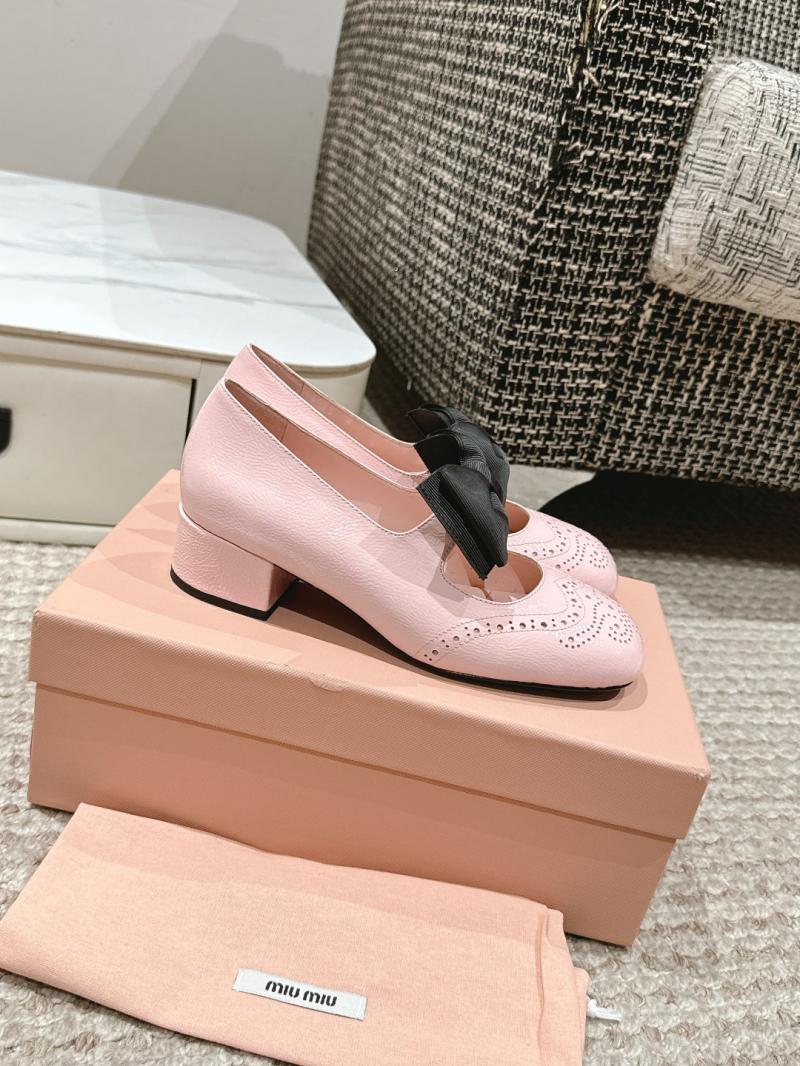 Miu Miu Pumps SMP22201