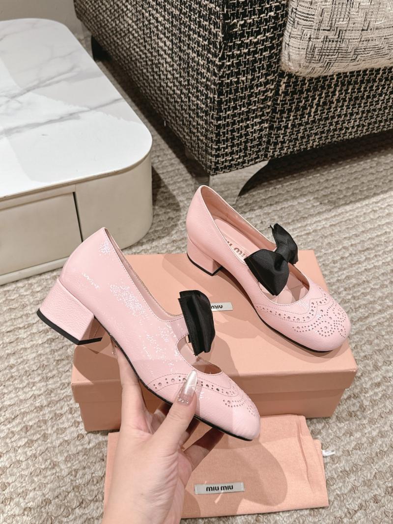 Miu Miu Pumps SMP22201