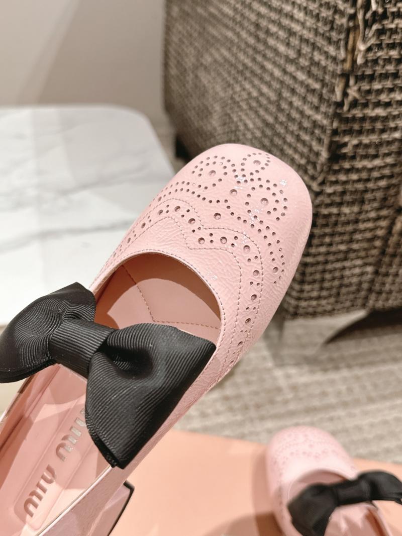 Miu Miu Pumps SMP22201