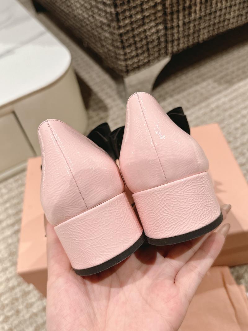 Miu Miu Pumps SMP22201