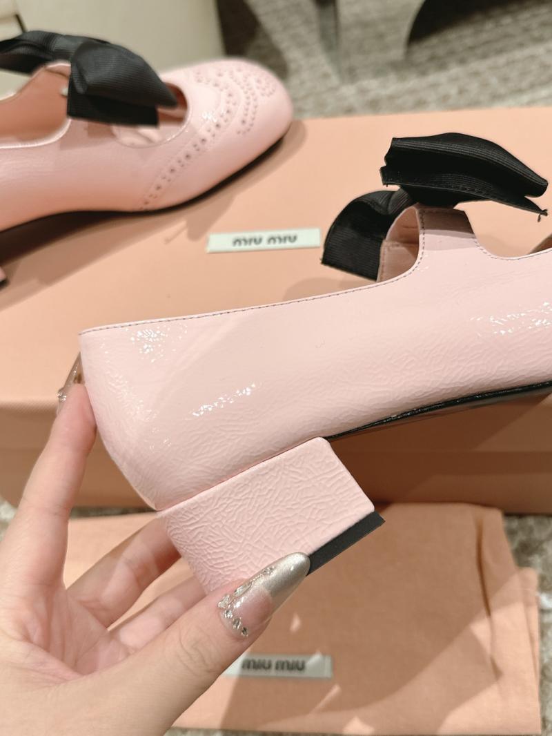 Miu Miu Pumps SMP22201