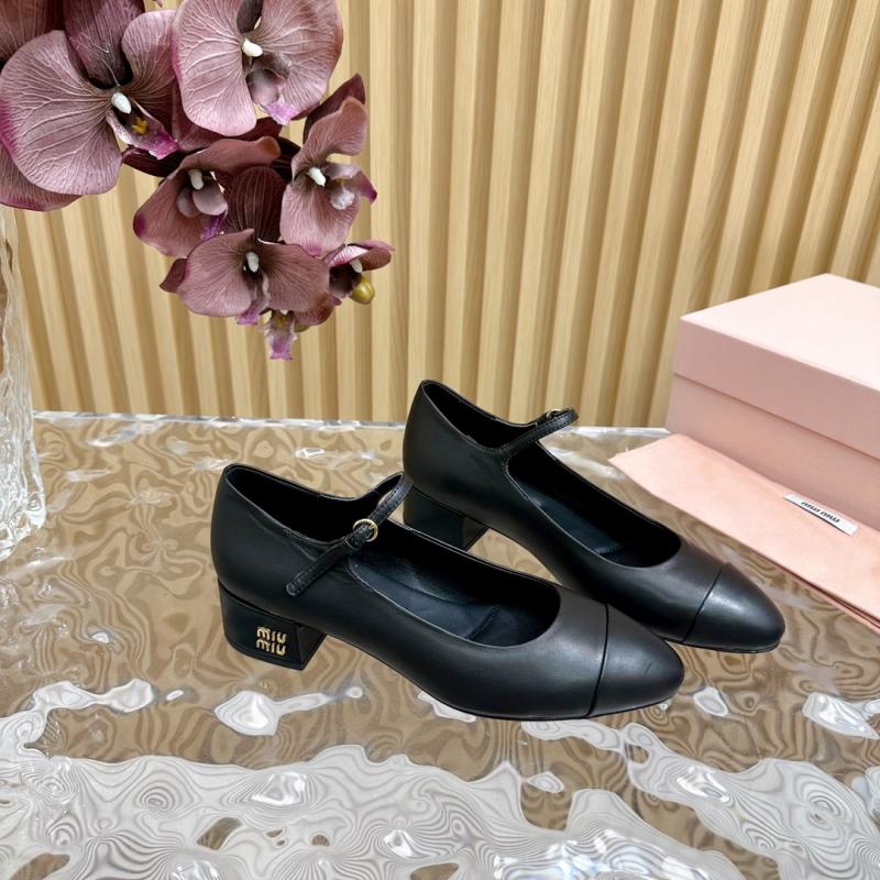 Miu Miu Pumps SMP30401