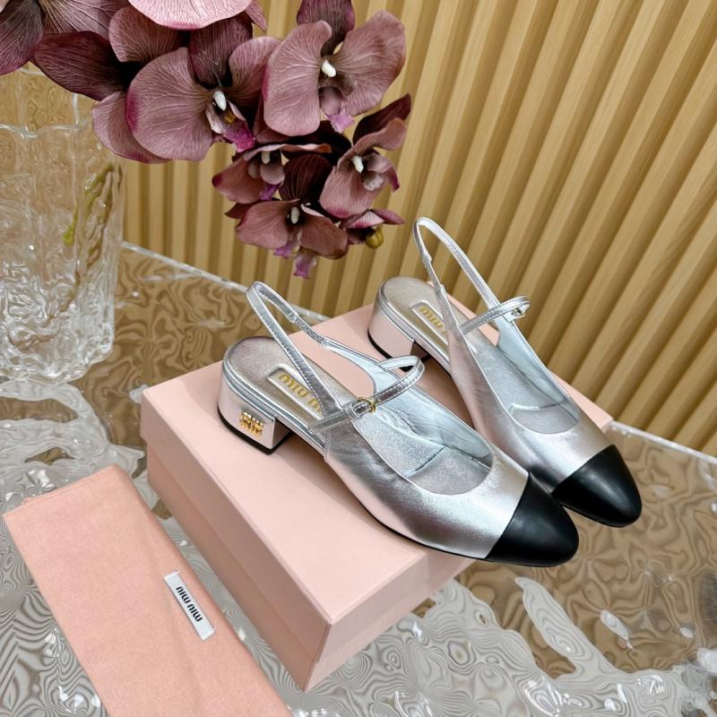 Miu Miu Pumps SMP30402