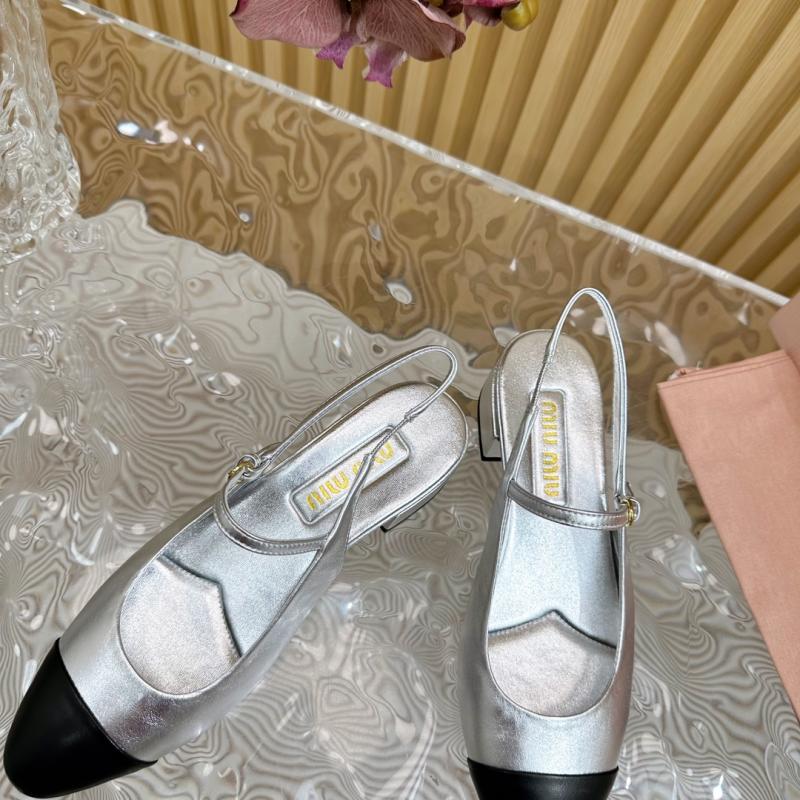 Miu Miu Pumps SMP30402