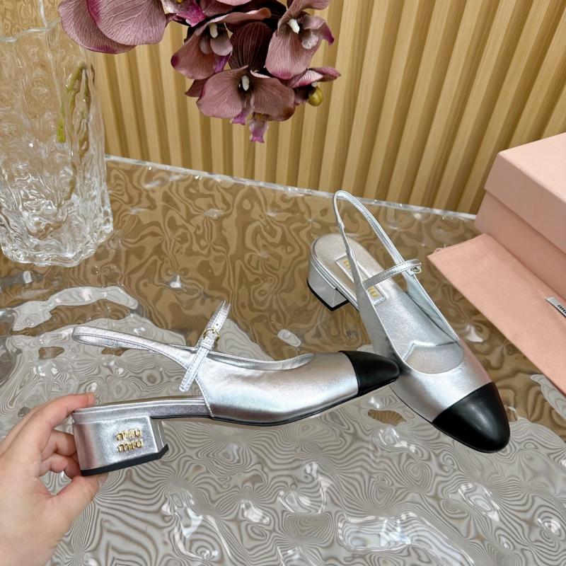 Miu Miu Pumps SMP30402