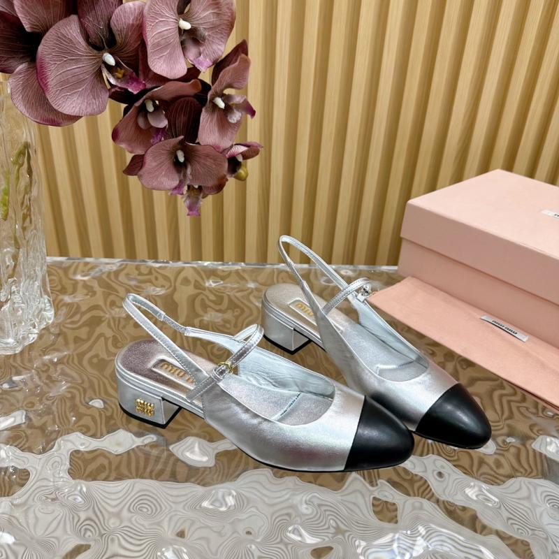 Miu Miu Pumps SMP30402
