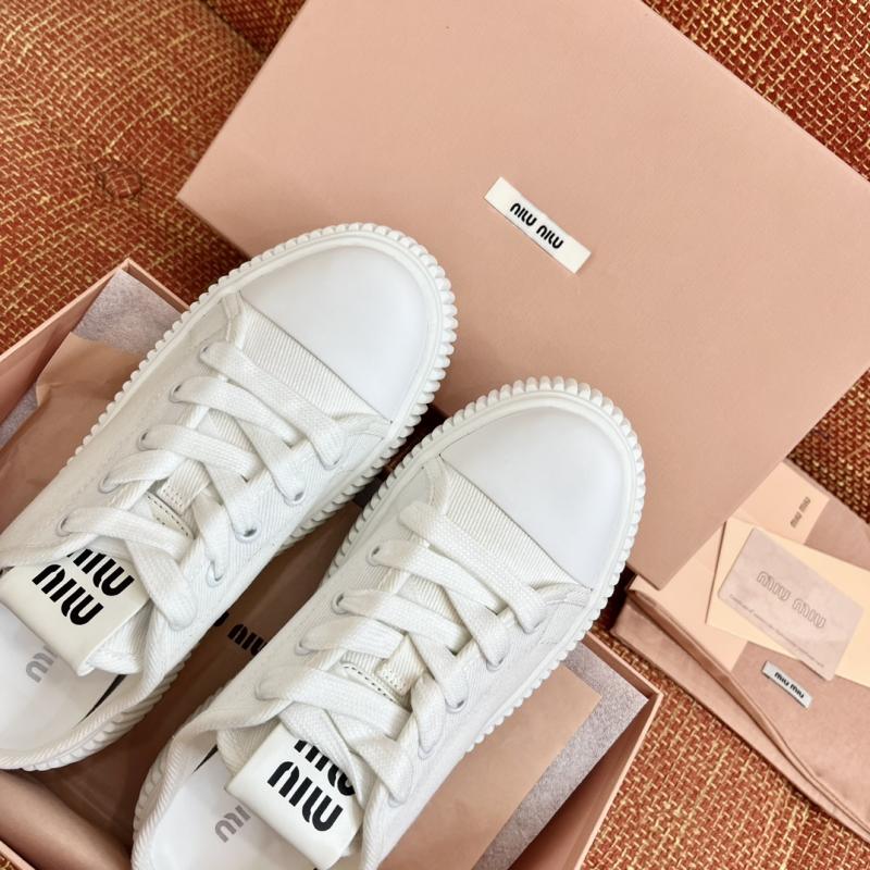 Miu Miu Slippers SMS30804