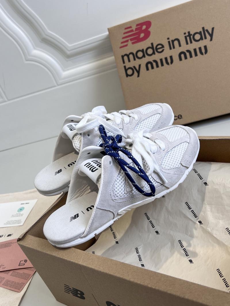 Miu Miu Slippers SMS30805