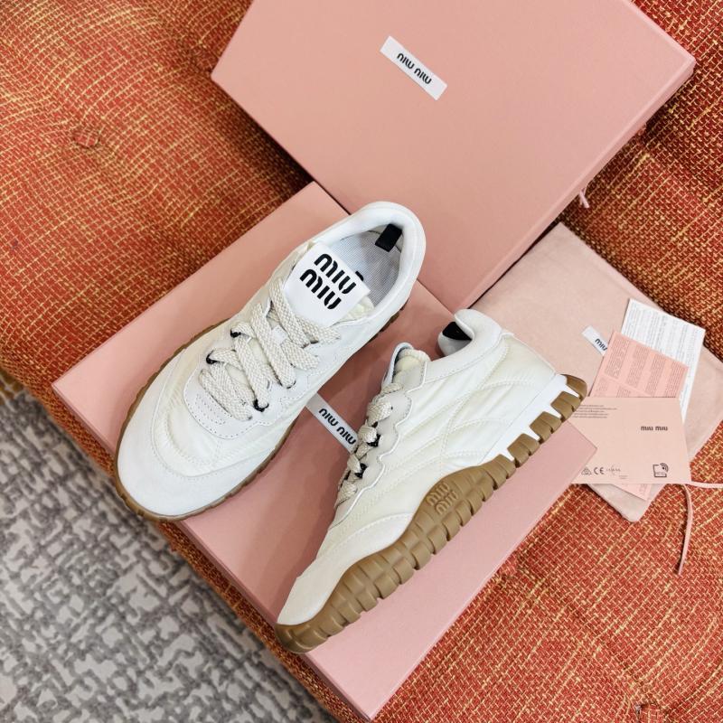 Miu Miu Sneakers SMS30401