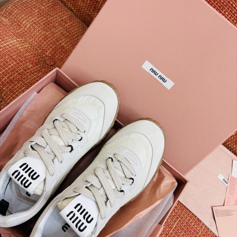 Miu Miu Sneakers SMS30401