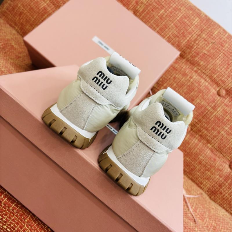 Miu Miu Sneakers SMS30401