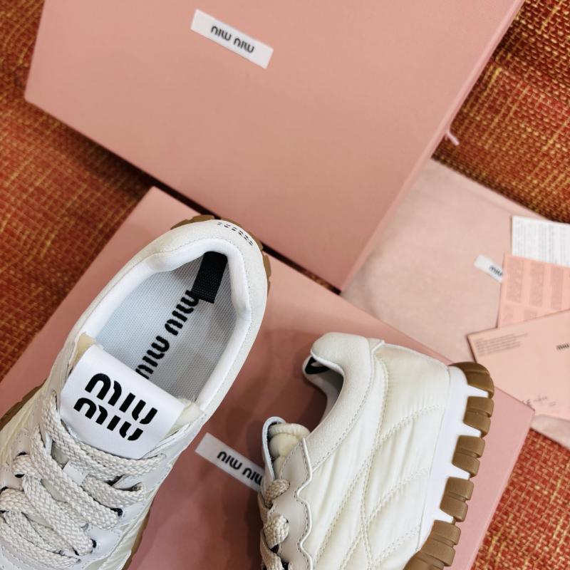 Miu Miu Sneakers SMS30401