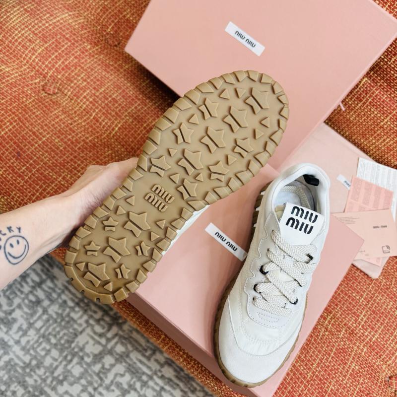 Miu Miu Sneakers SMS30401