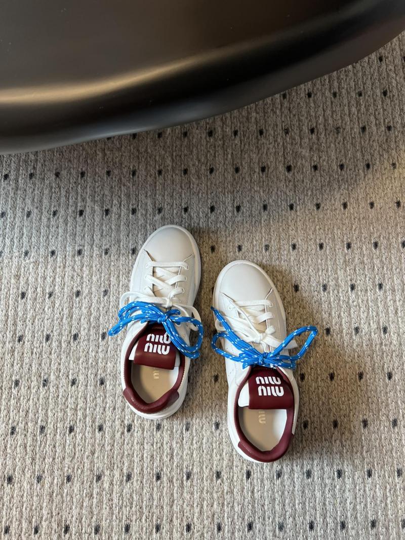 Miu Miu Sneakers SMS30601