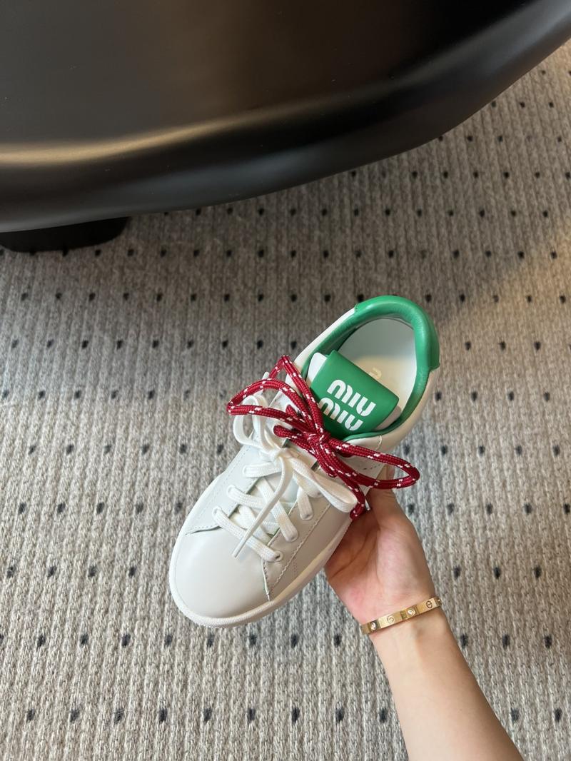 Miu Miu Sneakers SMS30603