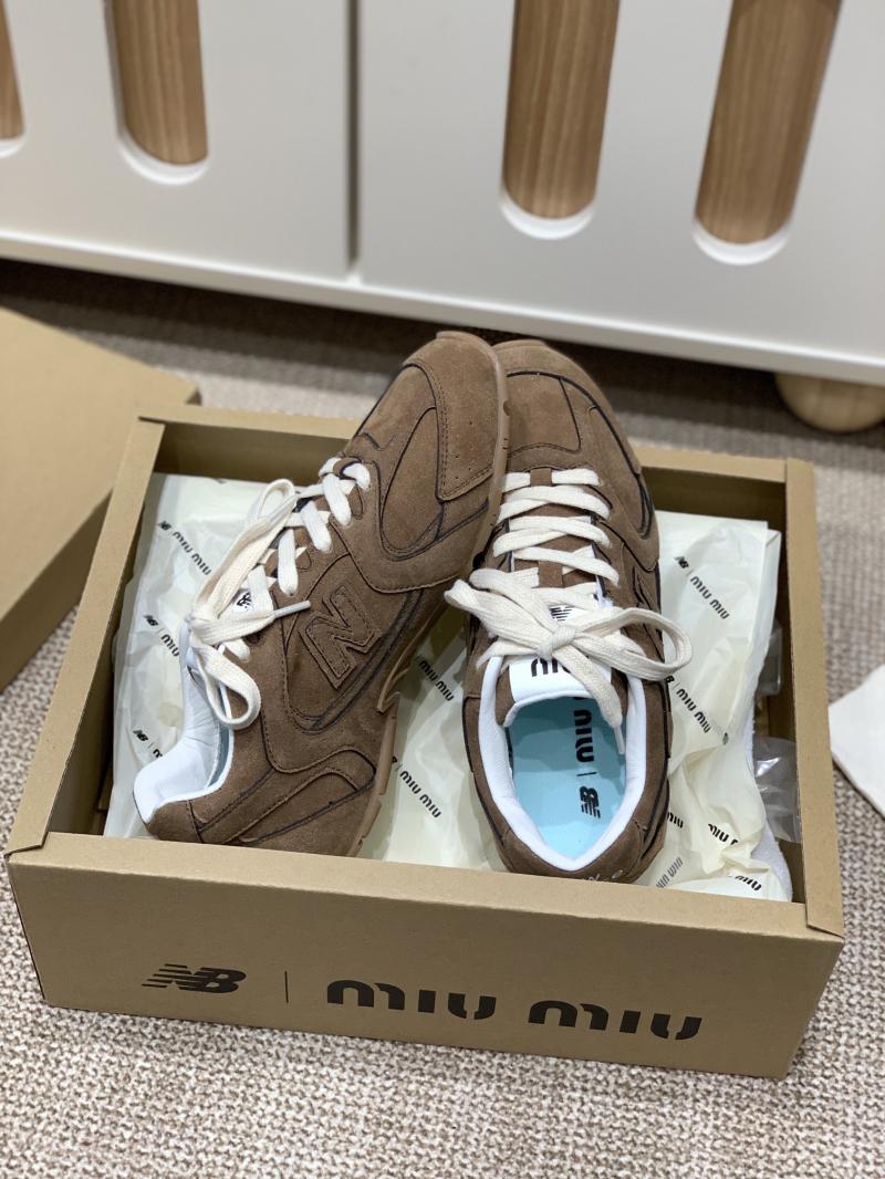 Miu Miu Sneakers SMS30809