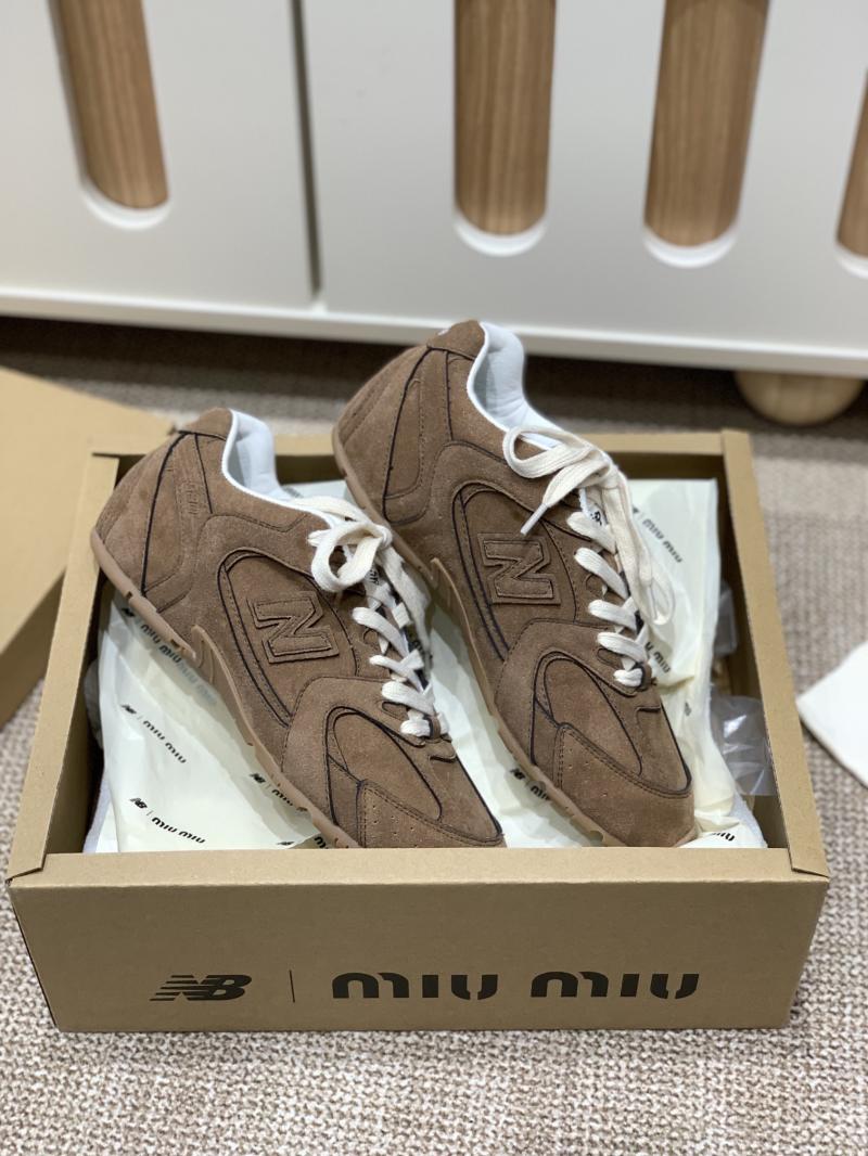 Miu Miu Sneakers SMS30809