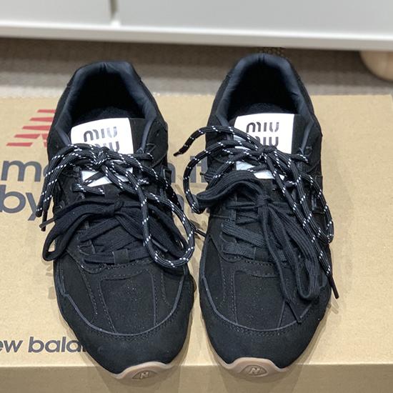 Miu Miu Sneakers SMS30810