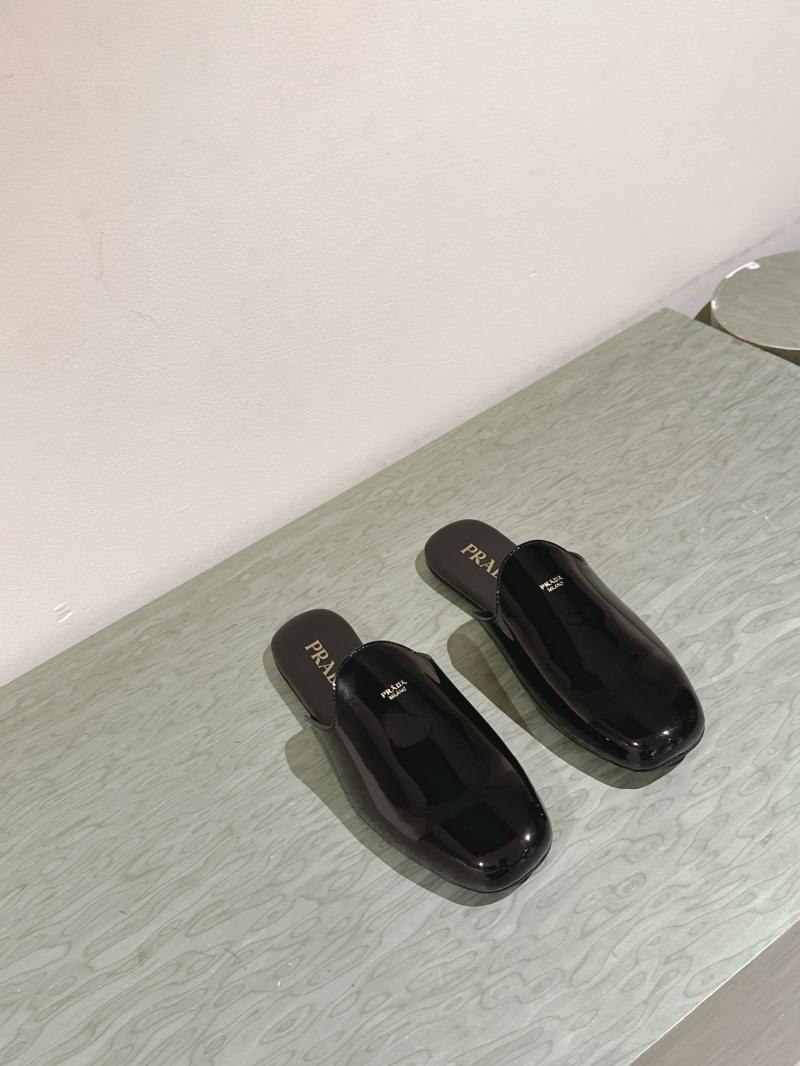 Prada Slippers SPS30401