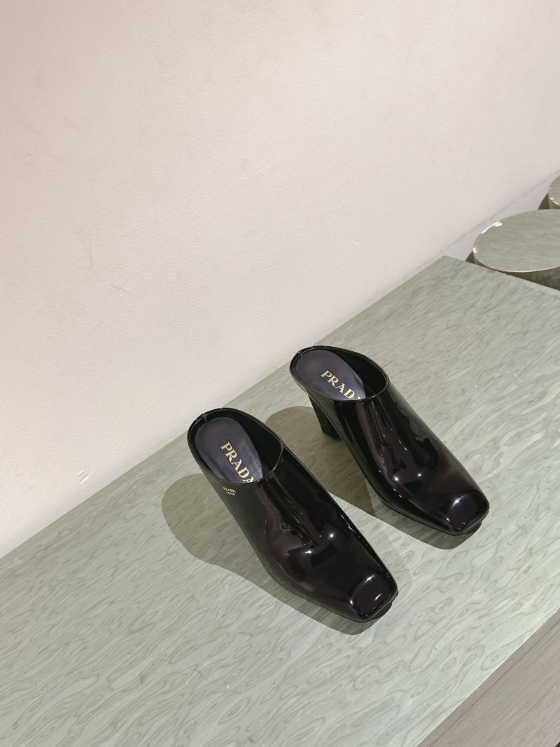 Prada Slippers SPS30402