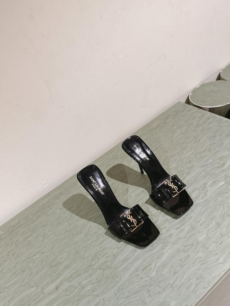 Saint Laurent Sandals SSS30401