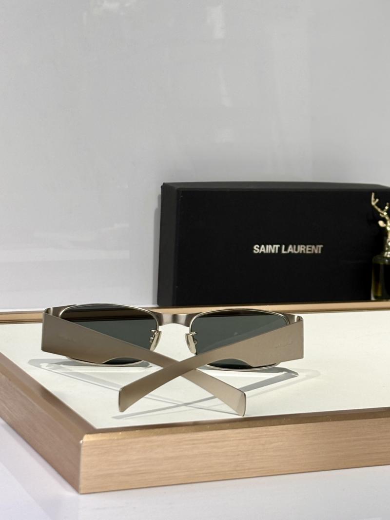 Saint Laurent Sunglasses SL738